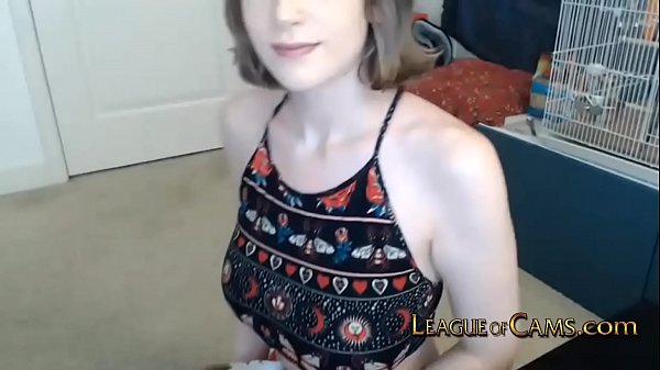 Pale Teen Loves Having Others Stare at Her Naked Body