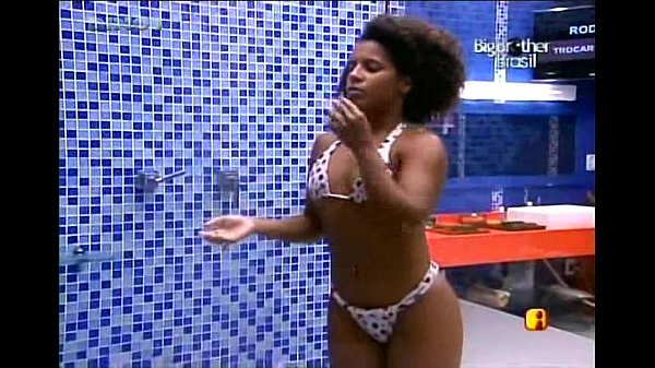 Big Brother Brasil 11 Janaina bydino