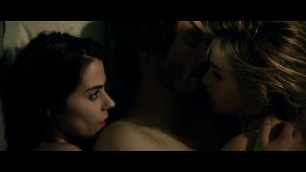 Knock knock movie hot scene-2015