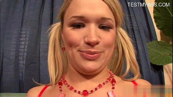 Cute teen deep throat swallow