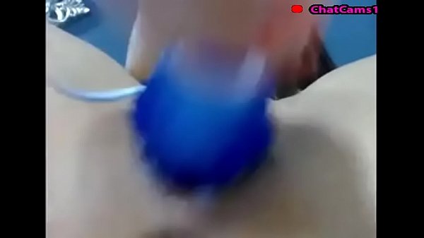 brazilian webcam girl masturbates