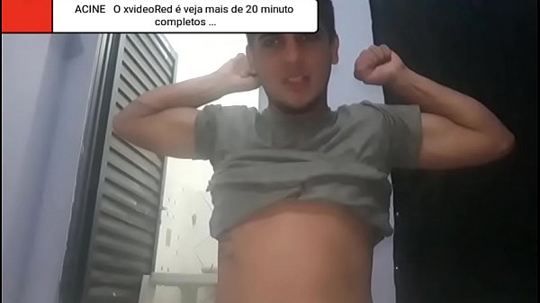 Meus PÉ estão lindos nesse video