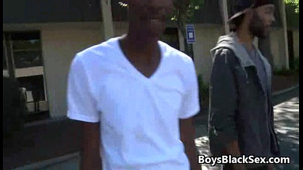 Black Muscular Guy Fuck White Mate Hard In His Tight Ass 08