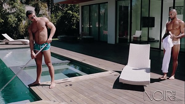 Sexy Big Cock Black Guy Has Sex With Latin Boy Who Cleans His Pool