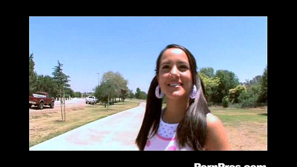 Rollerblading Teen Slut Kim Capri - ProPros.com