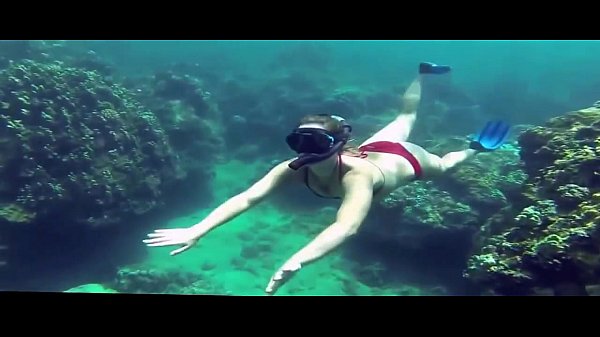 Swimming Underwater Girls Full HD [HD, 720p]