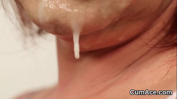 Spicy honey gets cumshot on her face eating all the cream