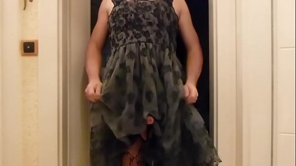 Crossdresser in sexy Dress