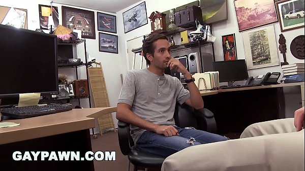 GAYPAWN - Dude moans like a lady while getting fucked in a pawn shop