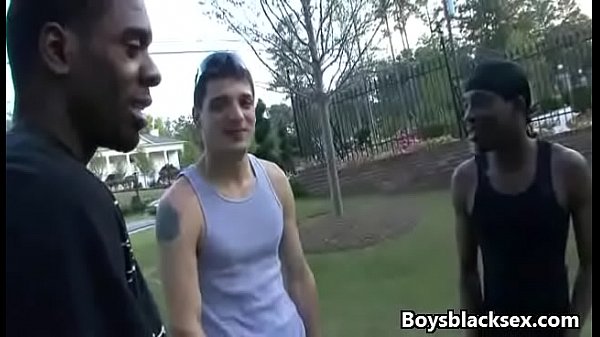 Black Muscular Gay Man Fuck WHite Boy Hard 19