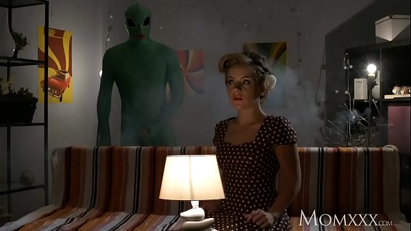 MOM Lonely housewife gets deep probe from alien on Halloween