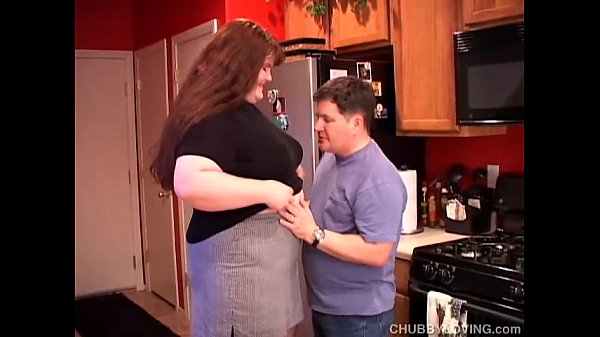 Beautiful beefy BBW gives an amazing sloppy blowjob