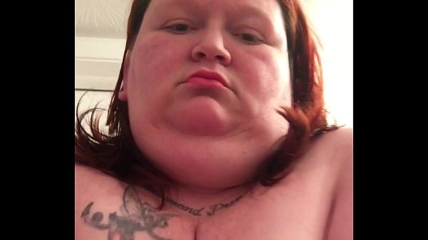 Amature Ssbbw Jessie big boobs and lipstick tease nipples