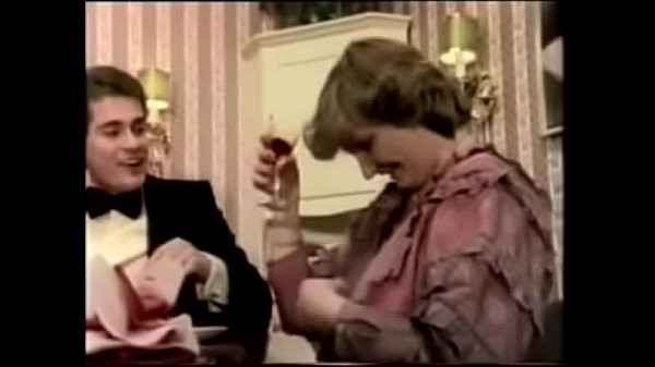 Spunky Dinner Dansk Vintage Bombs hot chick in danish vintage sex films