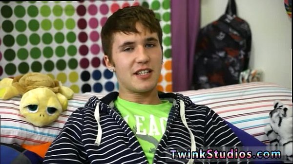 Foot fisting gay twink movie Kain Lanning is a steamy little stud