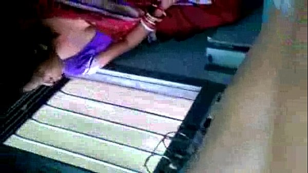 Hot Bengali Aunty Exposing Boobs Through Black Bra In Train