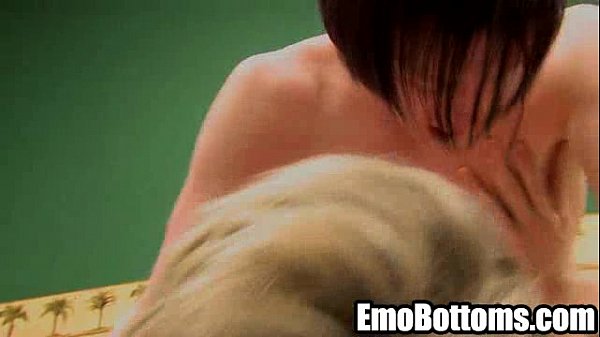 Emo twink Sean Taylor sucks cock and gets fucked hard