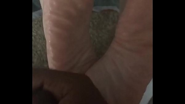 Cum on mature feet