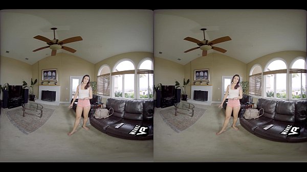 Anal Sex with Sophia Grace in Virtual Reality!