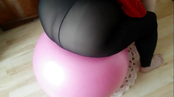 SSBBW slut testing a gymball