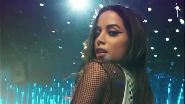 Anitta - Bumbum que Hipnotiza