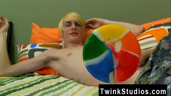 Twink movie of Preston Andrews dozes off while getting head from