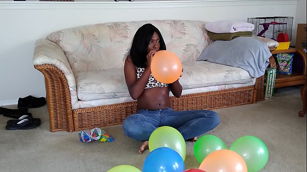 I love blowing up balloons. Love the way they feel in my mouth