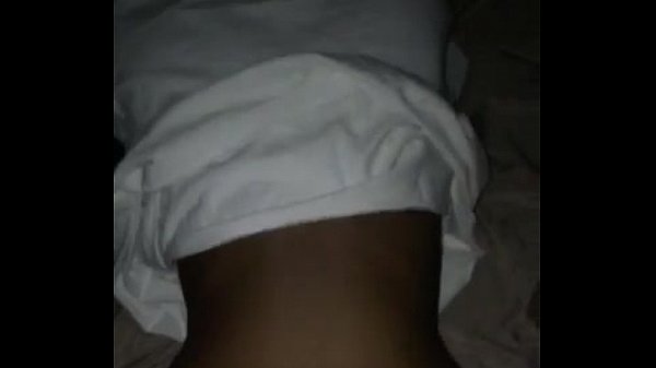 She bouncing that ass before she tap out