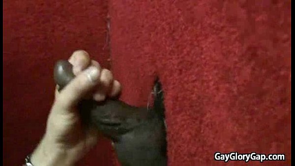 Amateur black guy takes a gay handjob 14