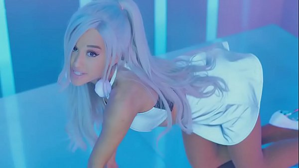 Ariana Grande - Focus