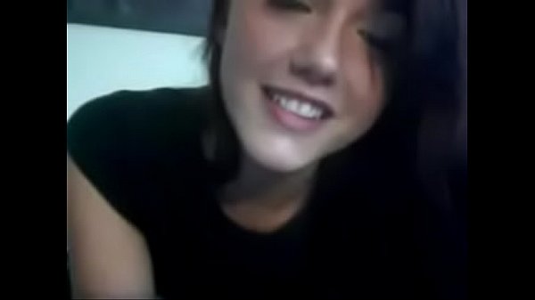 Young Babe Fucking Dildo Webcam