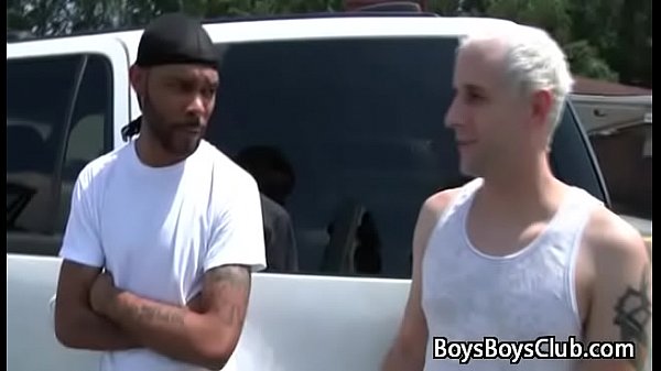 Black Muscular Gay Man Fuck WHite Teen Boy