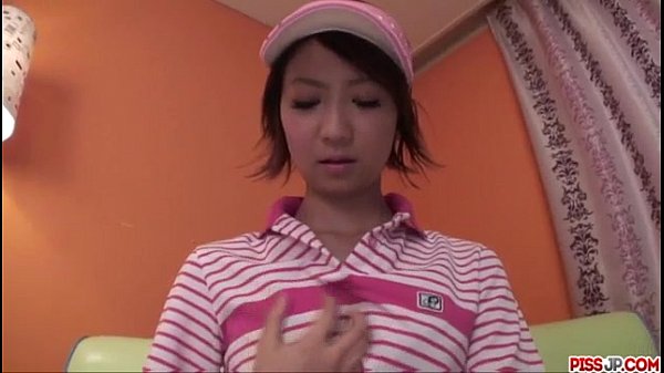 Sporty Japanese Miriya Hazuki slides toys up her cunt