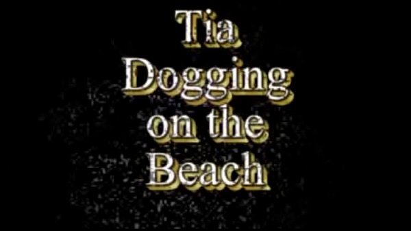 .com 7771647 tia public beach dogging