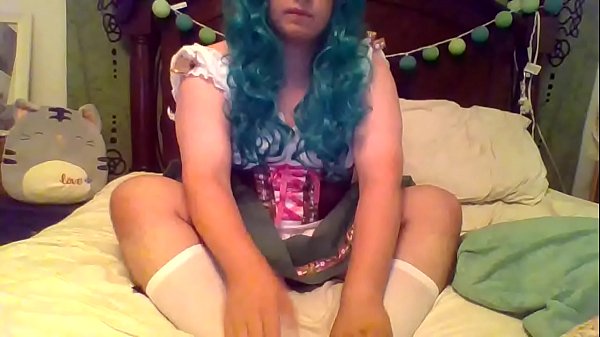 Amateur Masurbating crossdresser