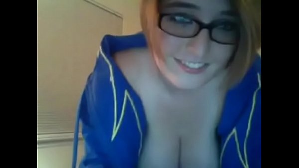 busty curvy girl with glasses camshow 4