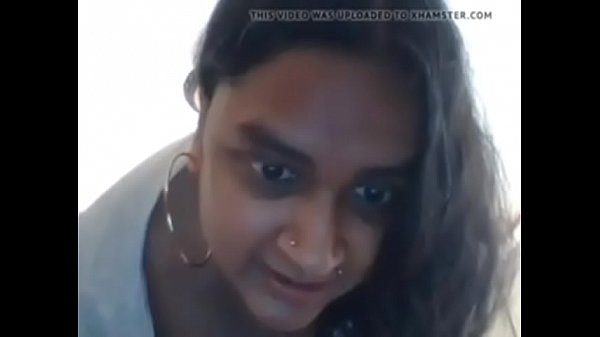 indian aunty plays with her body