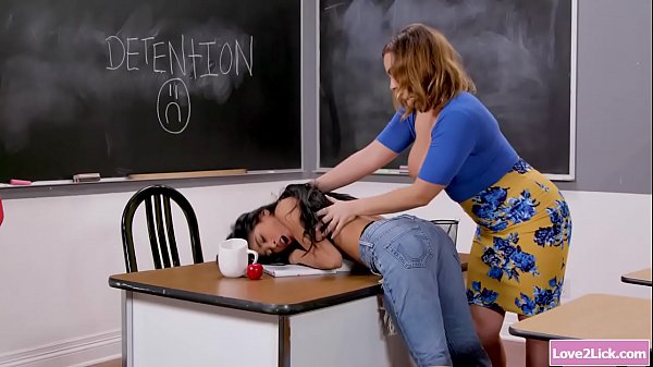 instructor feeds lesbian student with her sweet pussy