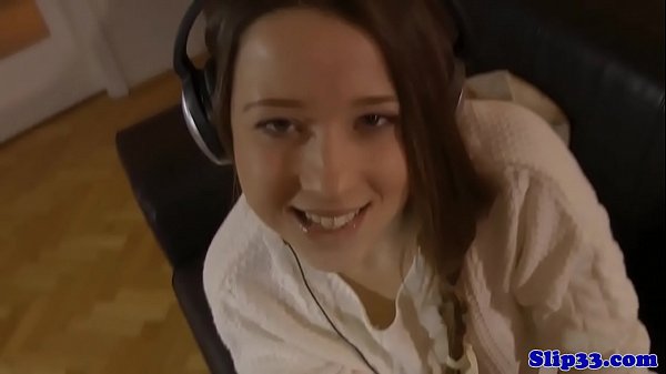 UK teen beauty drilled in POV by old man