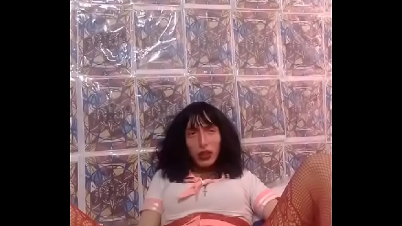HANDJOB SESSIONS EPISODE 8 I WANT TO GET A GOOD HANDJOB , I WANT MY CUM OUT WITH THIS SEXY WIG ON FOR MORE INFO WATCH OUT MY PROFILE , I GOT SURPRISES FOR ALL OF YOU ,WATCH THIS VIDEO FULL LENGHT ON RED (FIND ME AS SIXTO-RC ON XVIDEOS FOR MORE CONTENT)