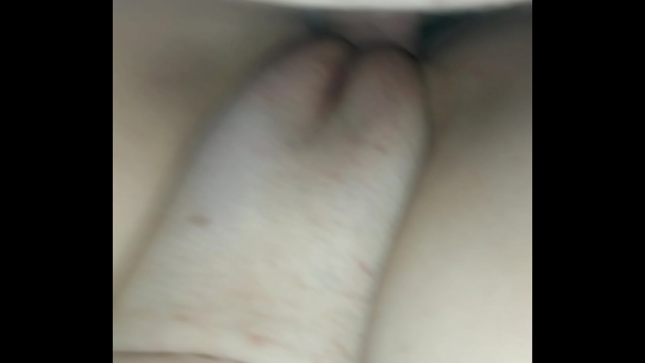 Pretty wife sucks dick