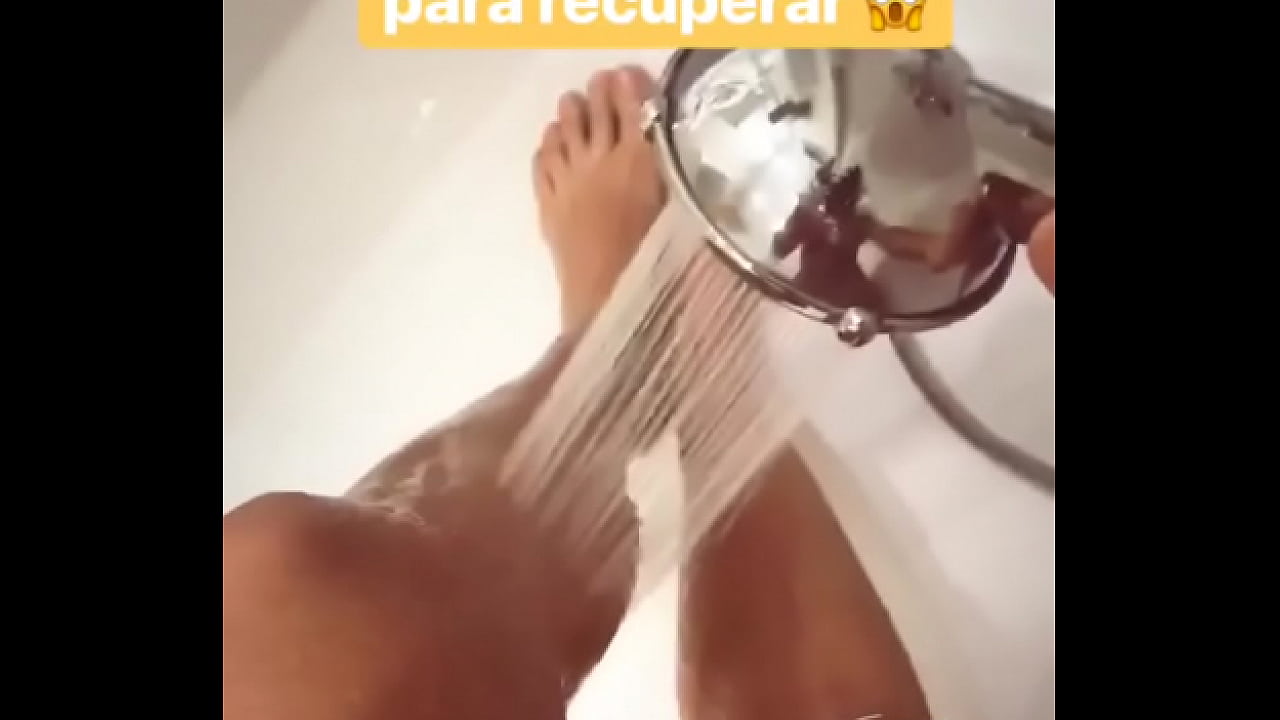 Video Instagram Irene Junquera reflejo ducha