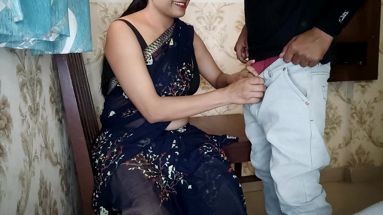 Bhabhi got fucked by the tenant who came to rent the room! hindi audio