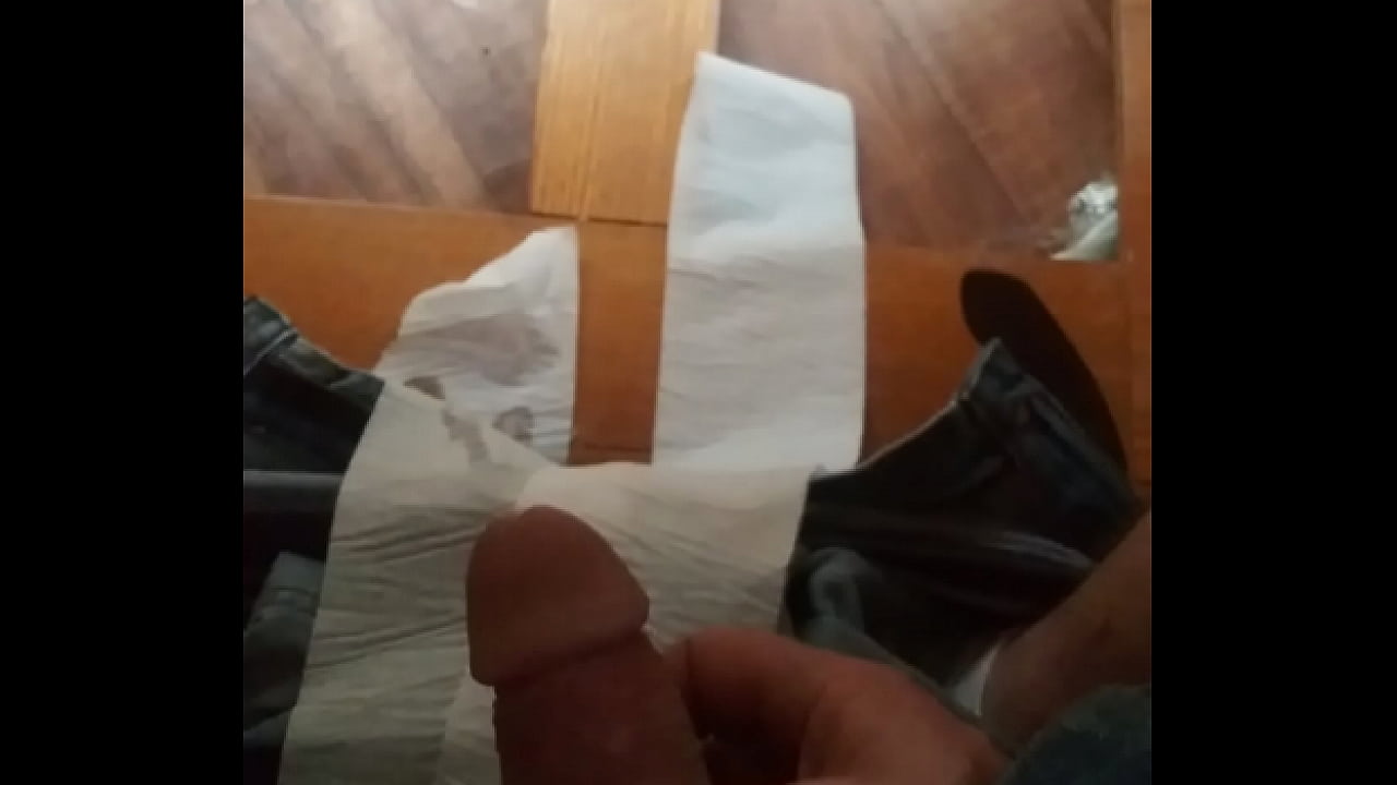 Southern Snow solo with hot messy cumshot