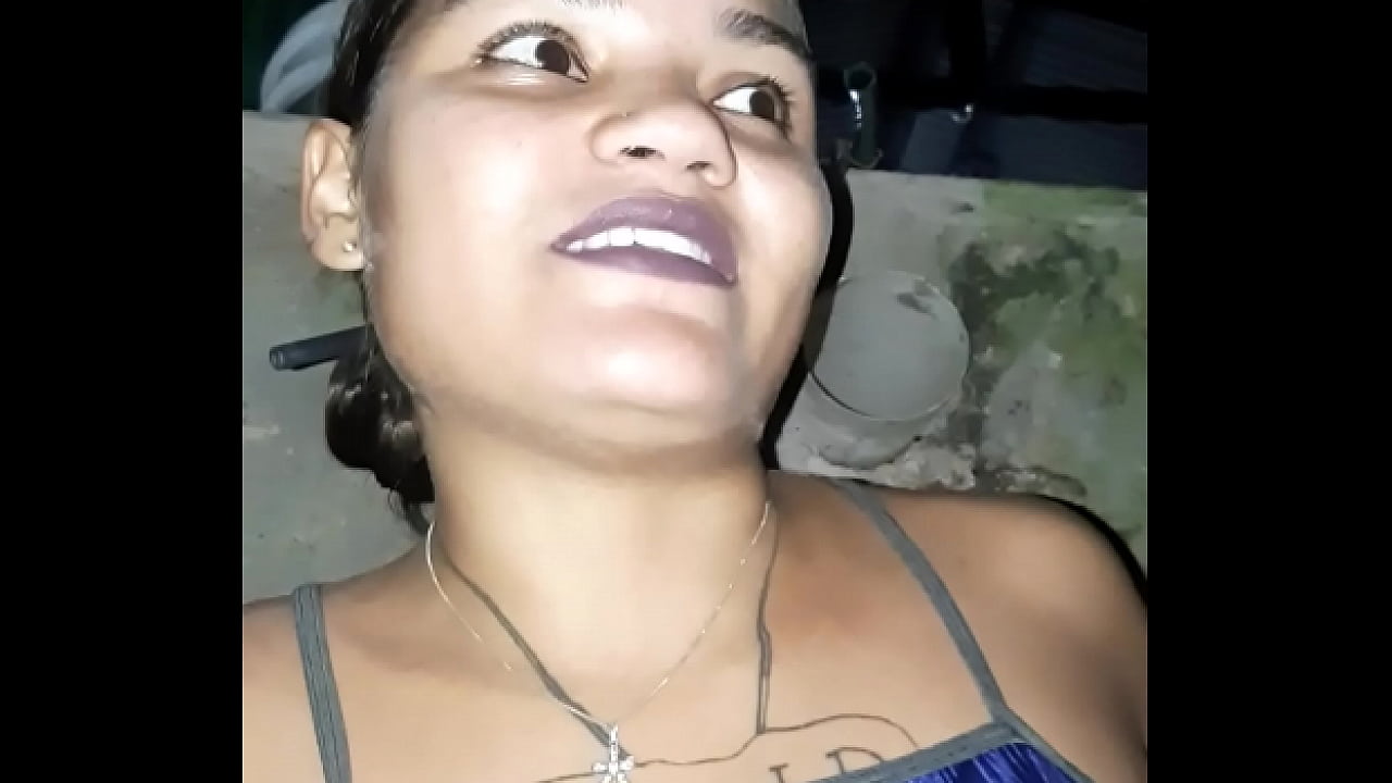 Ester Tigresa mijando no meio das pedras e te desafia