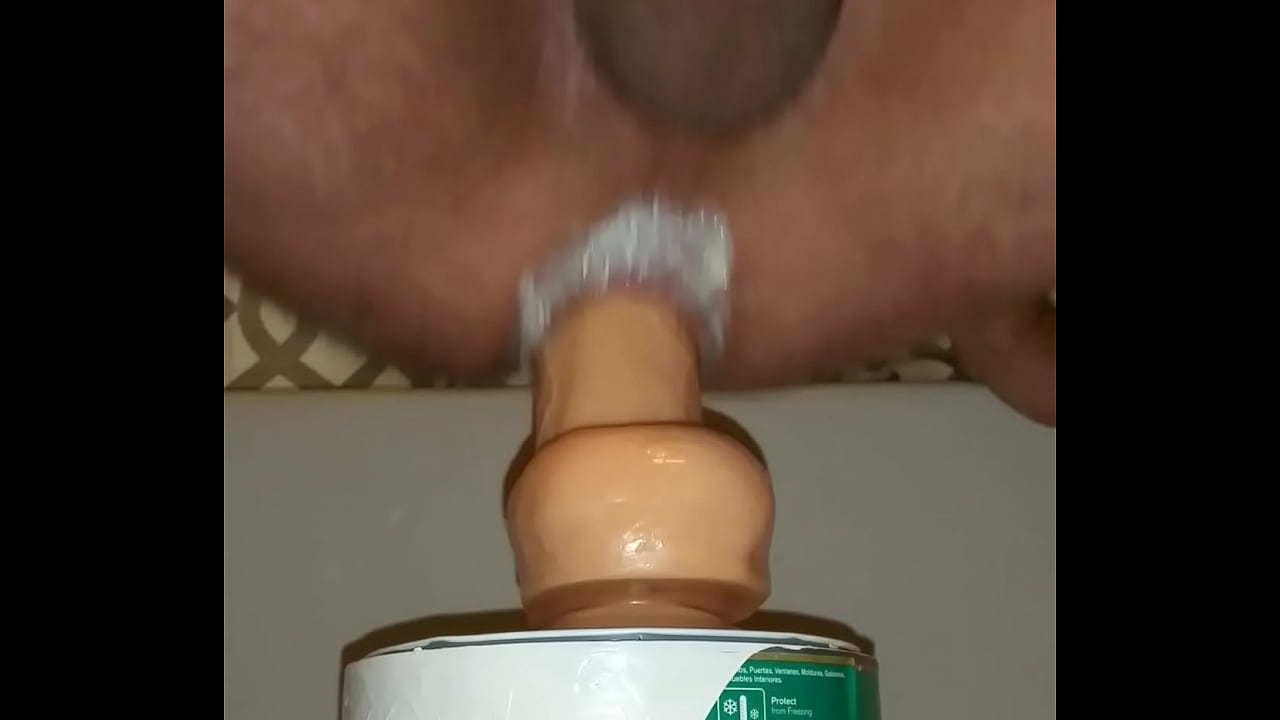 Quick dildo session