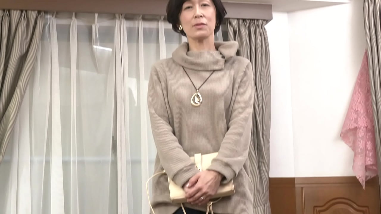 「こんな時代だからこそ体力がないと。元気が一番です（笑）」堀美也子さん53歳、専業主婦。結婚25年目になるご主人と息子さんとの三人家族。「息子が就職で家を出てから、趣味の時間が増えて毎日楽しいんです。」