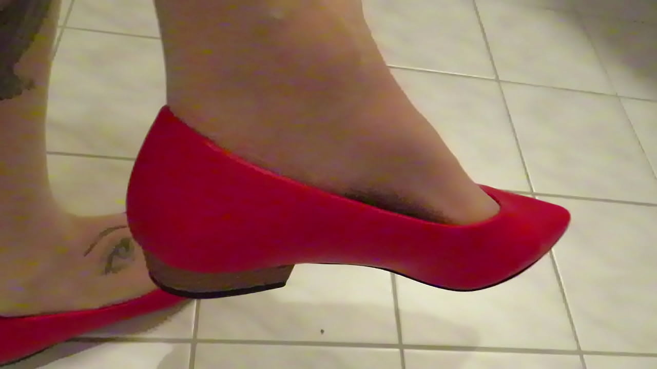 Isabelle-Sandrine wears her new red low heels