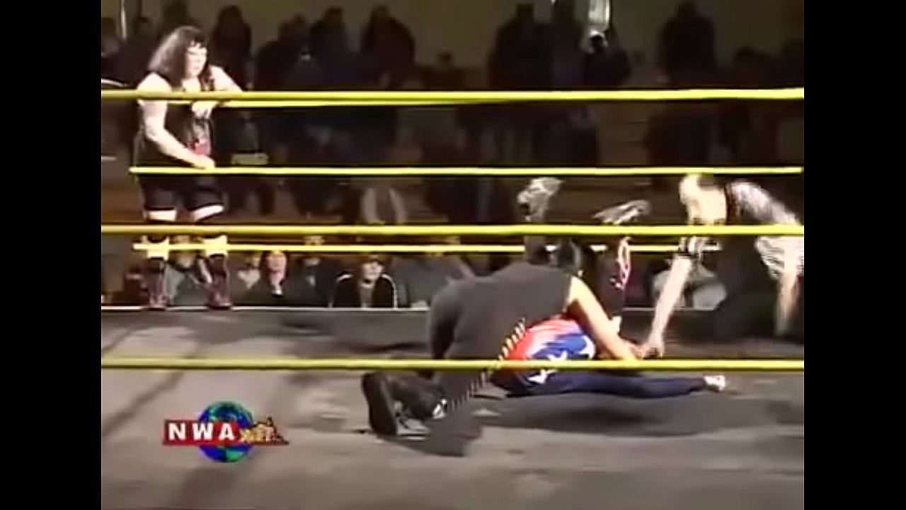 Mixed Wrestling Tag Team - Intergender wrestling tag team (very strong women)