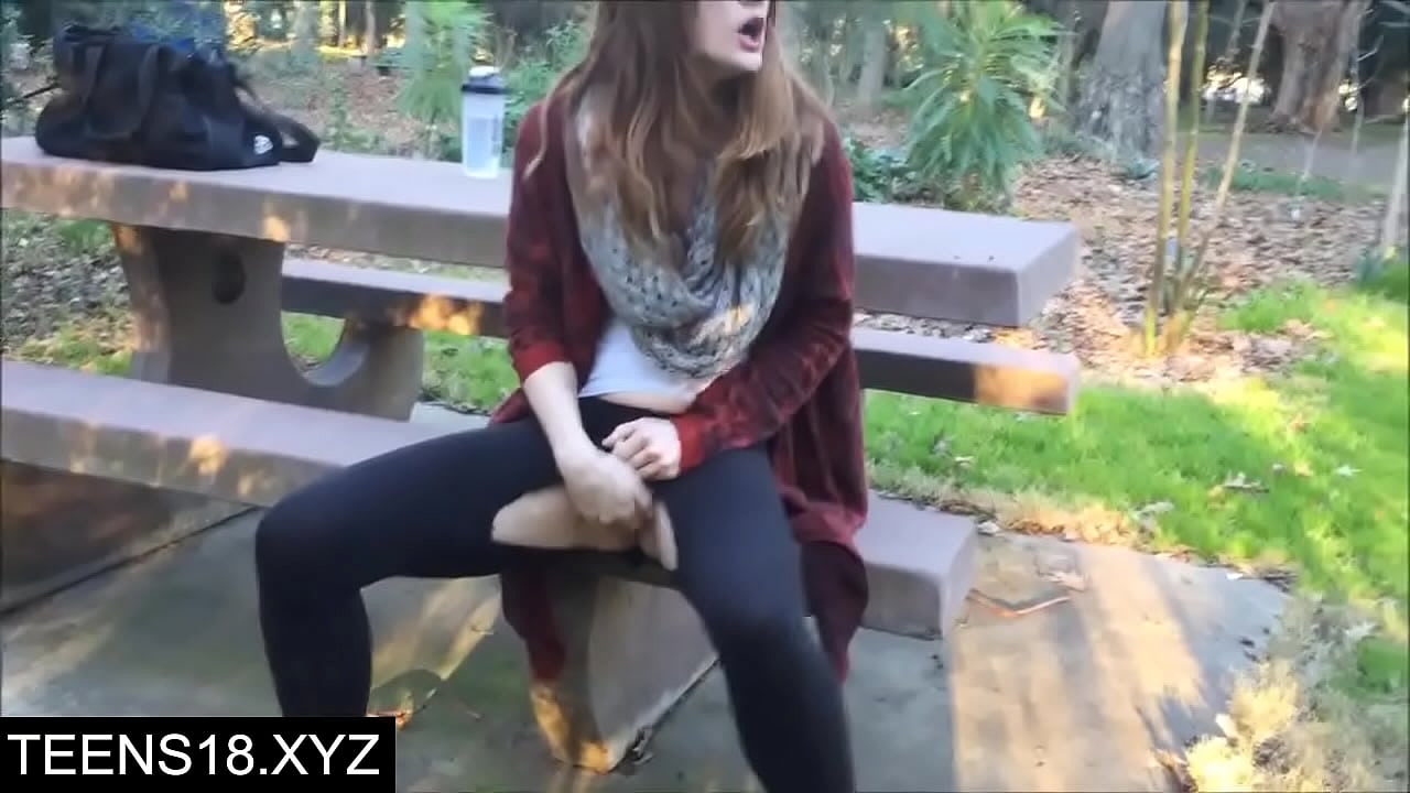Teen make squirt in public park